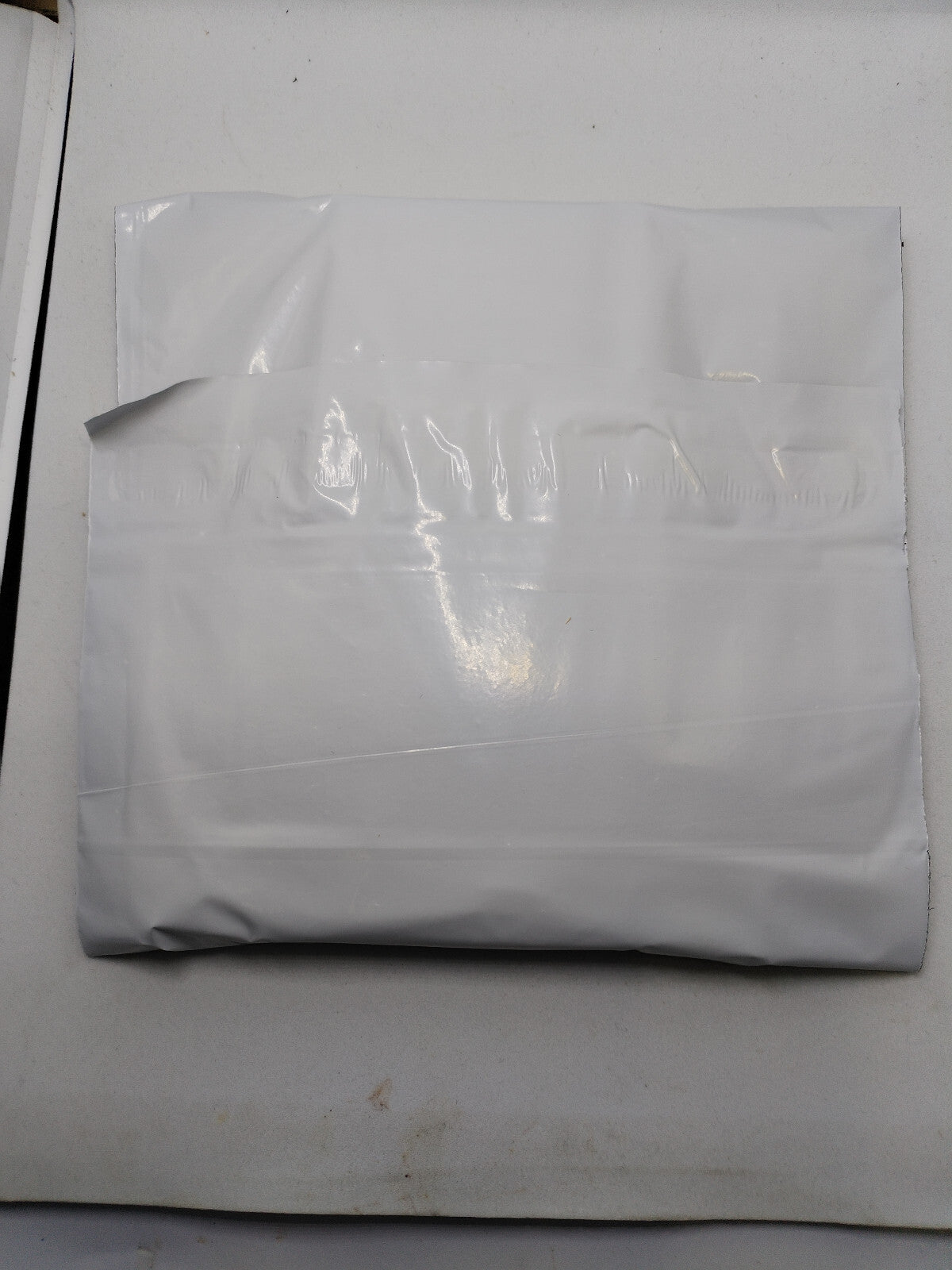 50 White 6x9 Self Seal Packaging Bags DISCOUNTS 165mm x230mm
